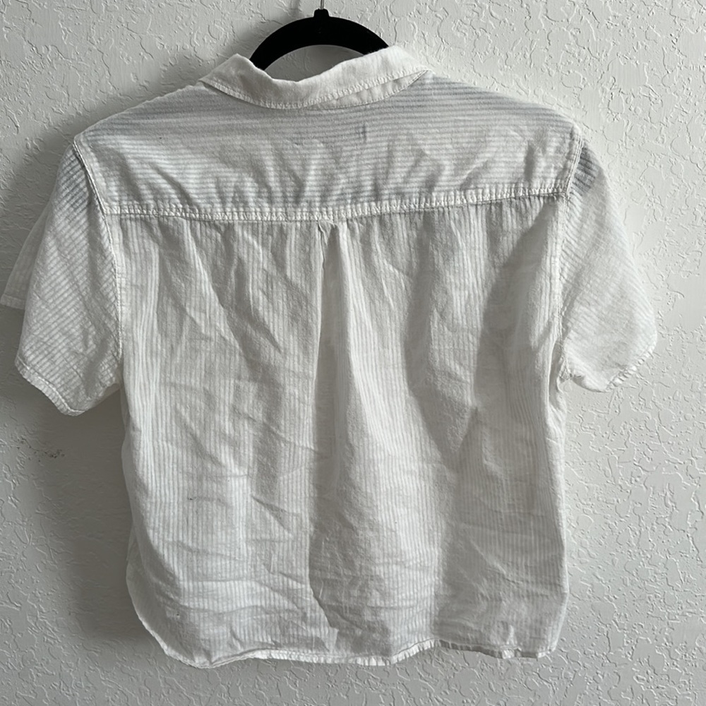 Button down top - Picture 2 of 2